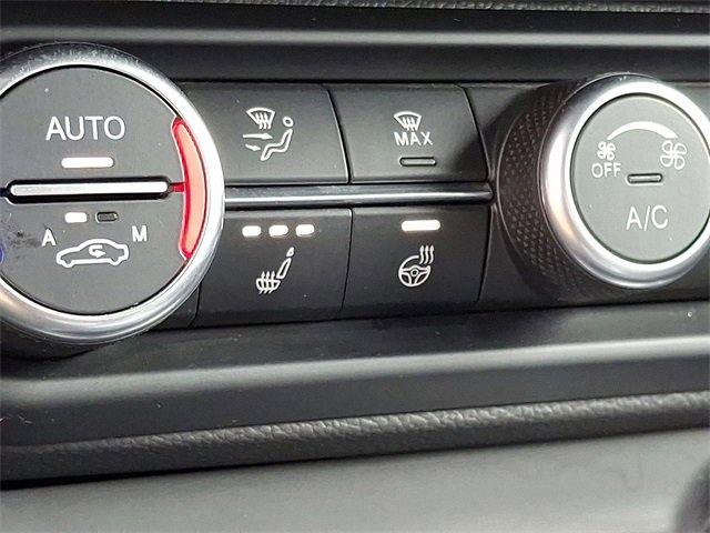 Used 2024 Alfa Romeo Stelvio Sprint image 24