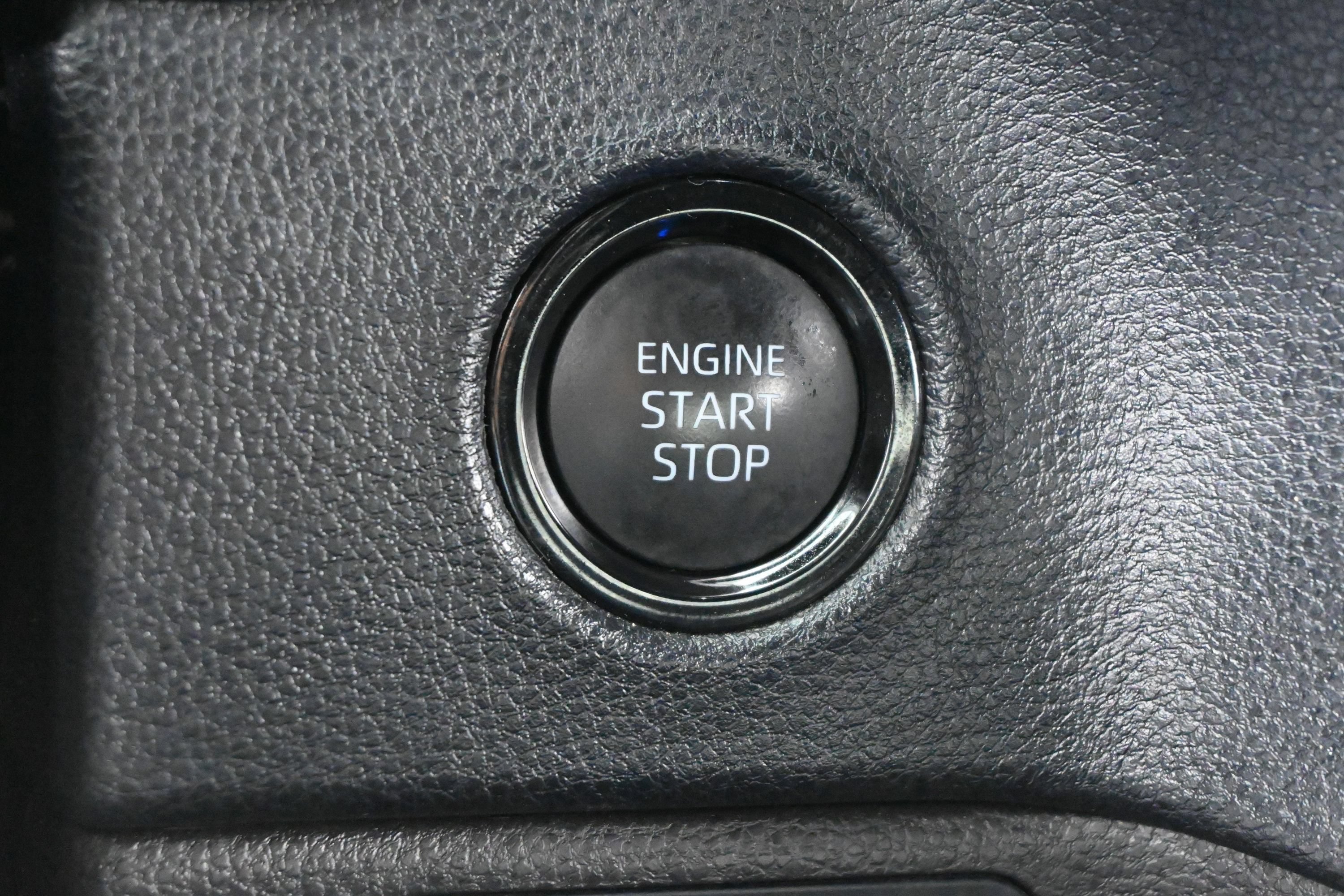 Used 2025 Toyota Tundra SR5 AWD/4WD image 20