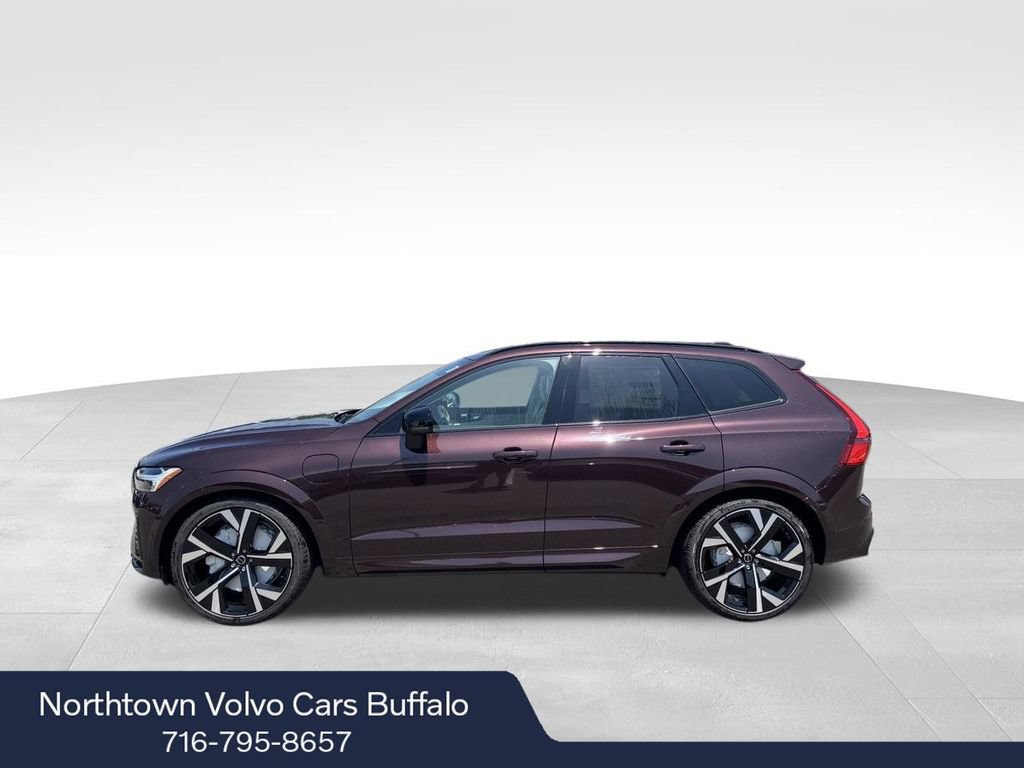 New 2026 Volvo XC60 T8 Ultra w/ Climate Package AWD/4WD image 2