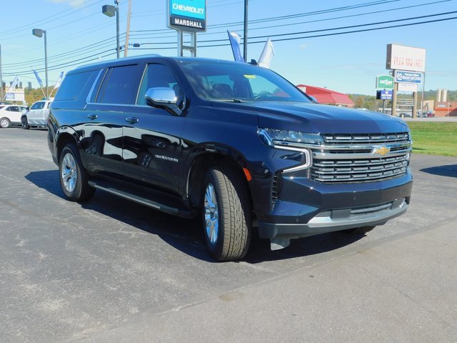 Used 2024 Chevrolet Suburban Premier w/ Premium Package image 4