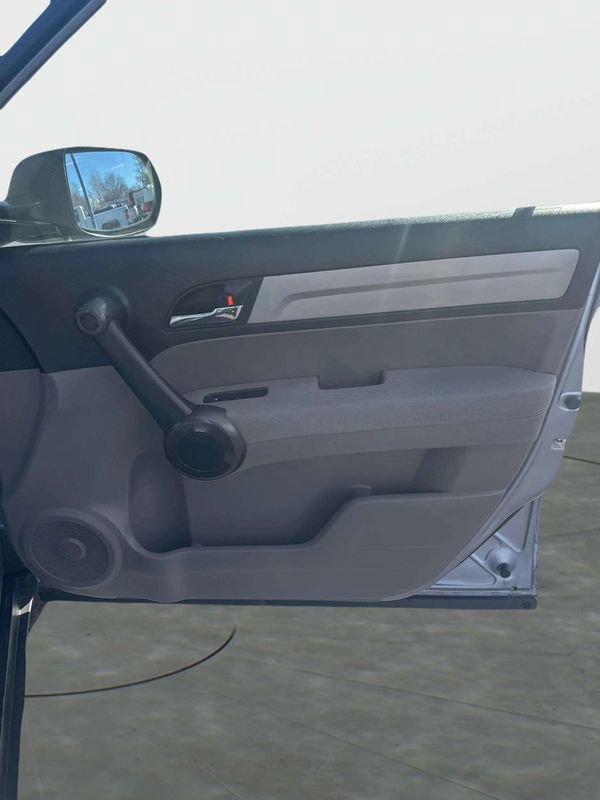 Used 2010 Honda CR-V LX image 7