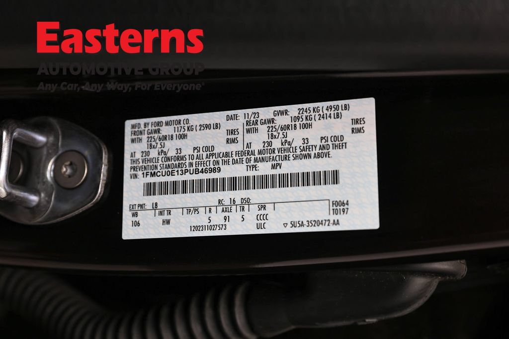 Used 2023 Ford Escape SE FWD image 33