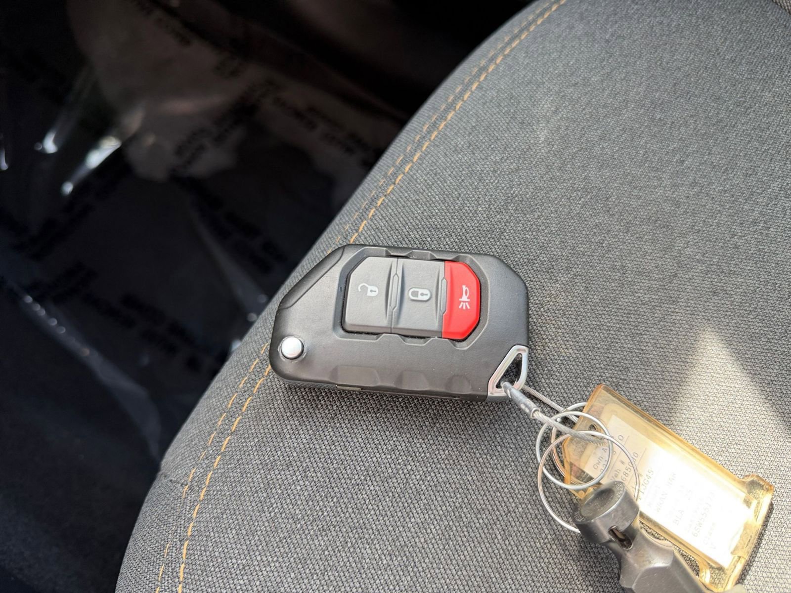 Used 2025 Jeep Wrangler Sport S image 21