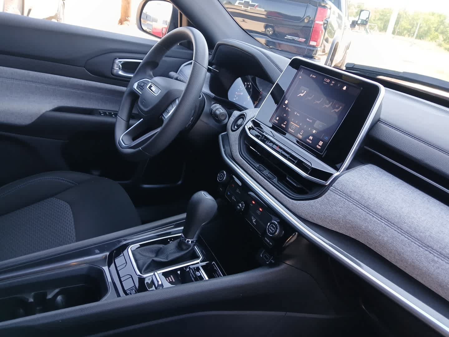 Used 2025 Jeep Compass Sport AWD/4WD image 51