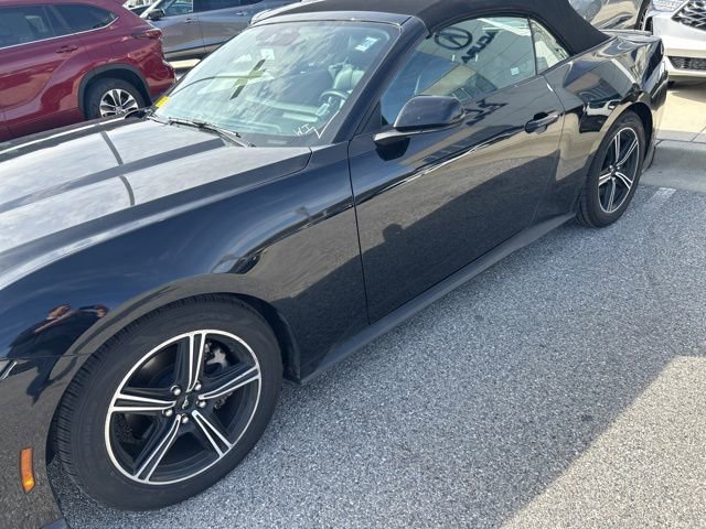 Used 2025 Ford Mustang Premium video 1