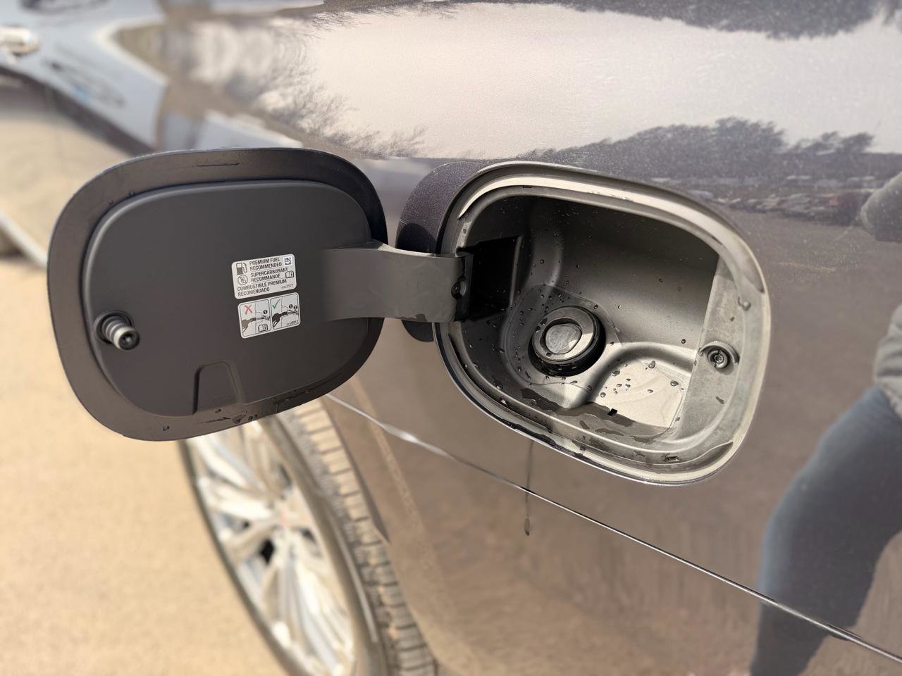 Used 2024 GMC Yukon XL Denali AWD/4WD image 28