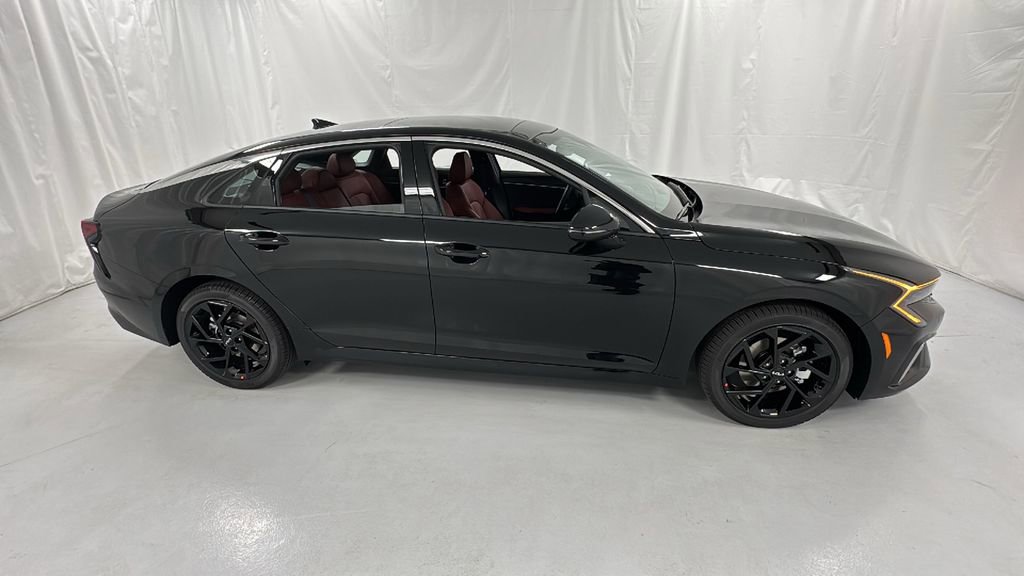 New 2026 Kia K5 GT-Line image 2