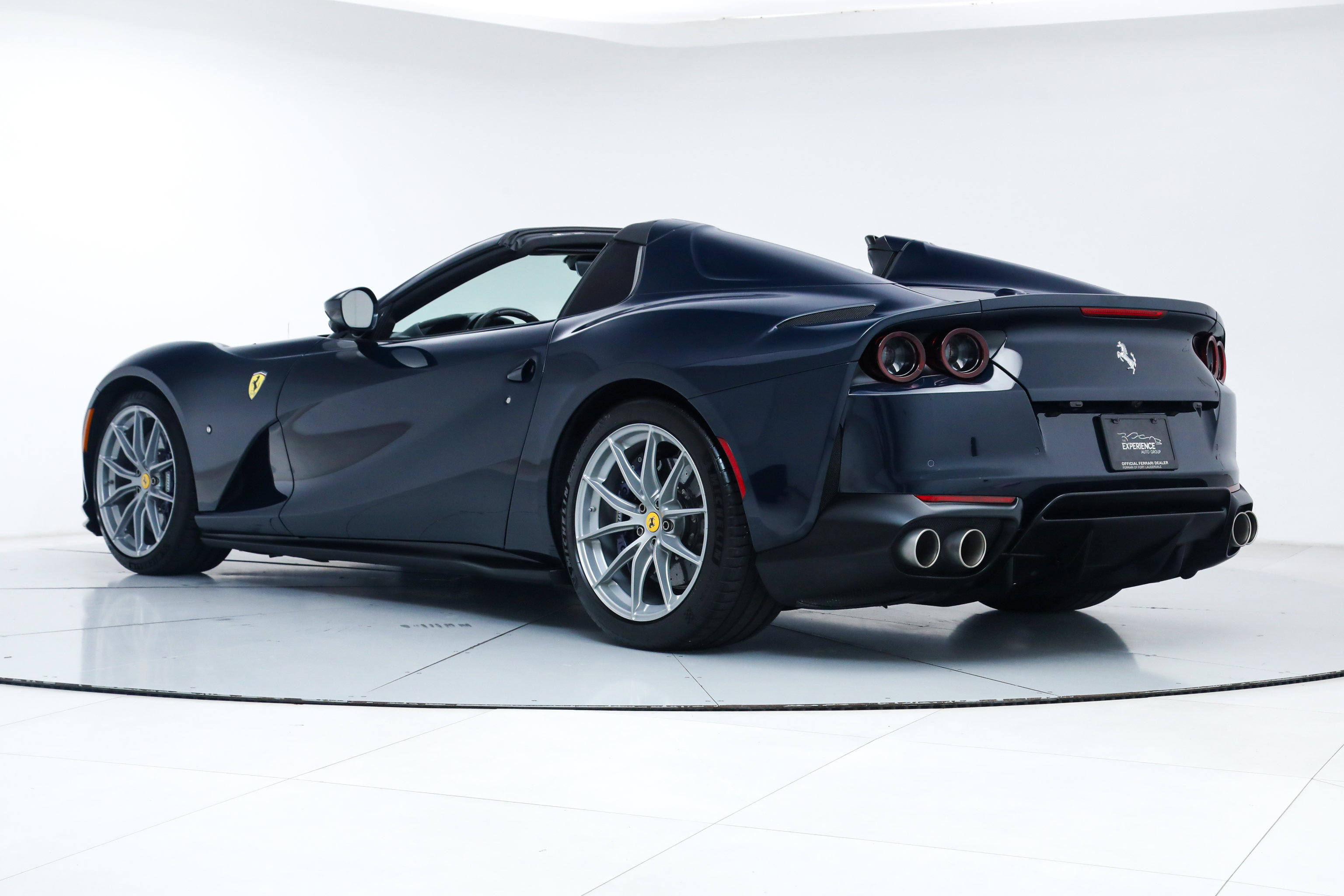 Certified 2022 Ferrari 812 GTS RWD image 8