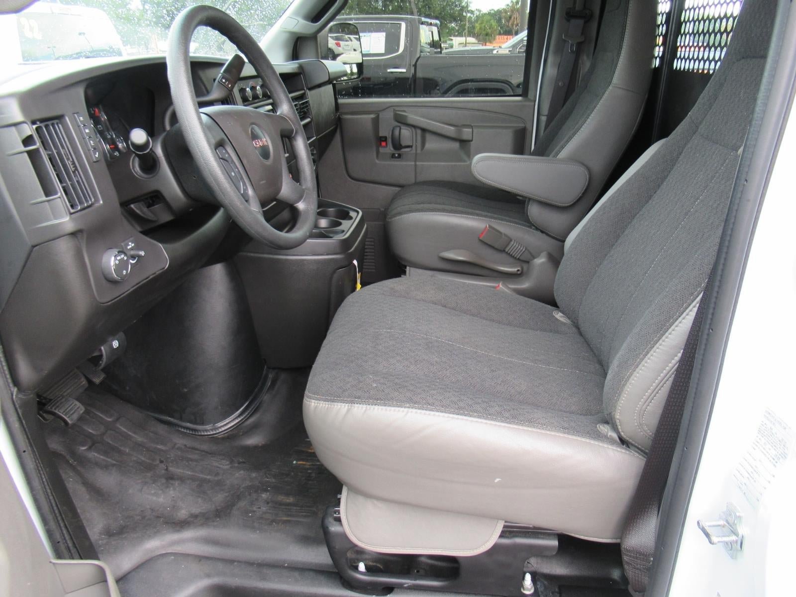 Used 2025 GMC Savana 2500 w/ Driver Convenience Package RWD image 21