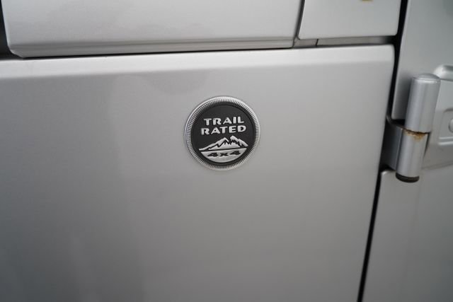 Used 2011 Jeep Wrangler Sahara w/ Dual Top Group image 53