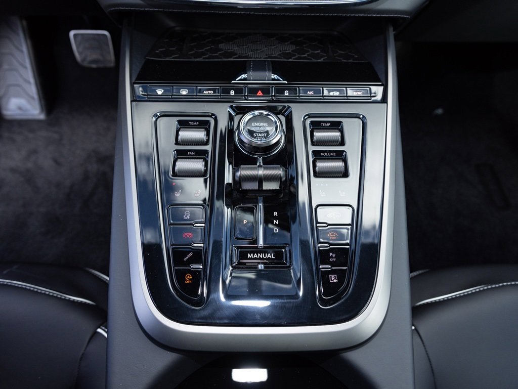 New 2025 Aston Martin DBX 707 image 25