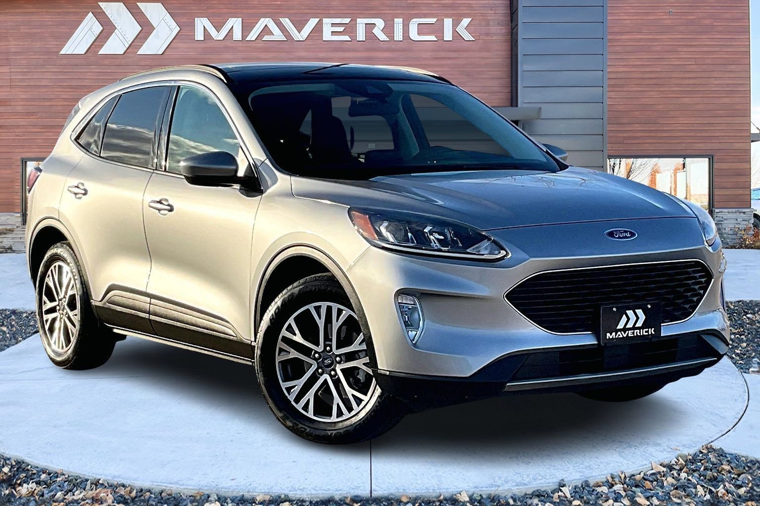 Used 2021 Ford Escape SEL