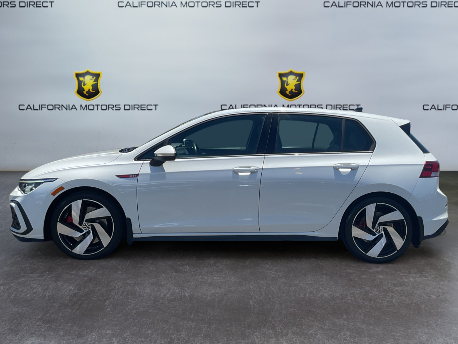 Used 2022 Volkswagen GTI SE w/ SE Leather Package FWD image 8