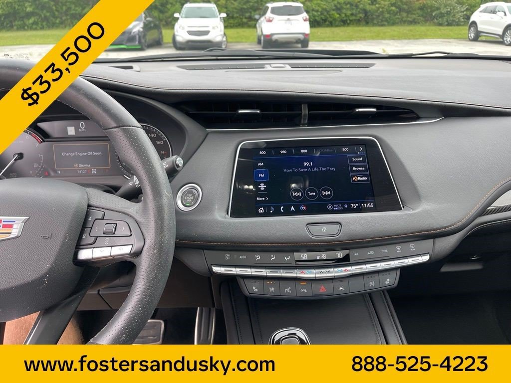 Certified 2023 Cadillac XT4 Sport AWD/4WD image 10