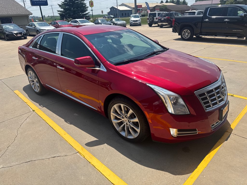 Used 2015 Cadillac XTS Luxury w/ Driver Awareness Package AWD/4WD image 1