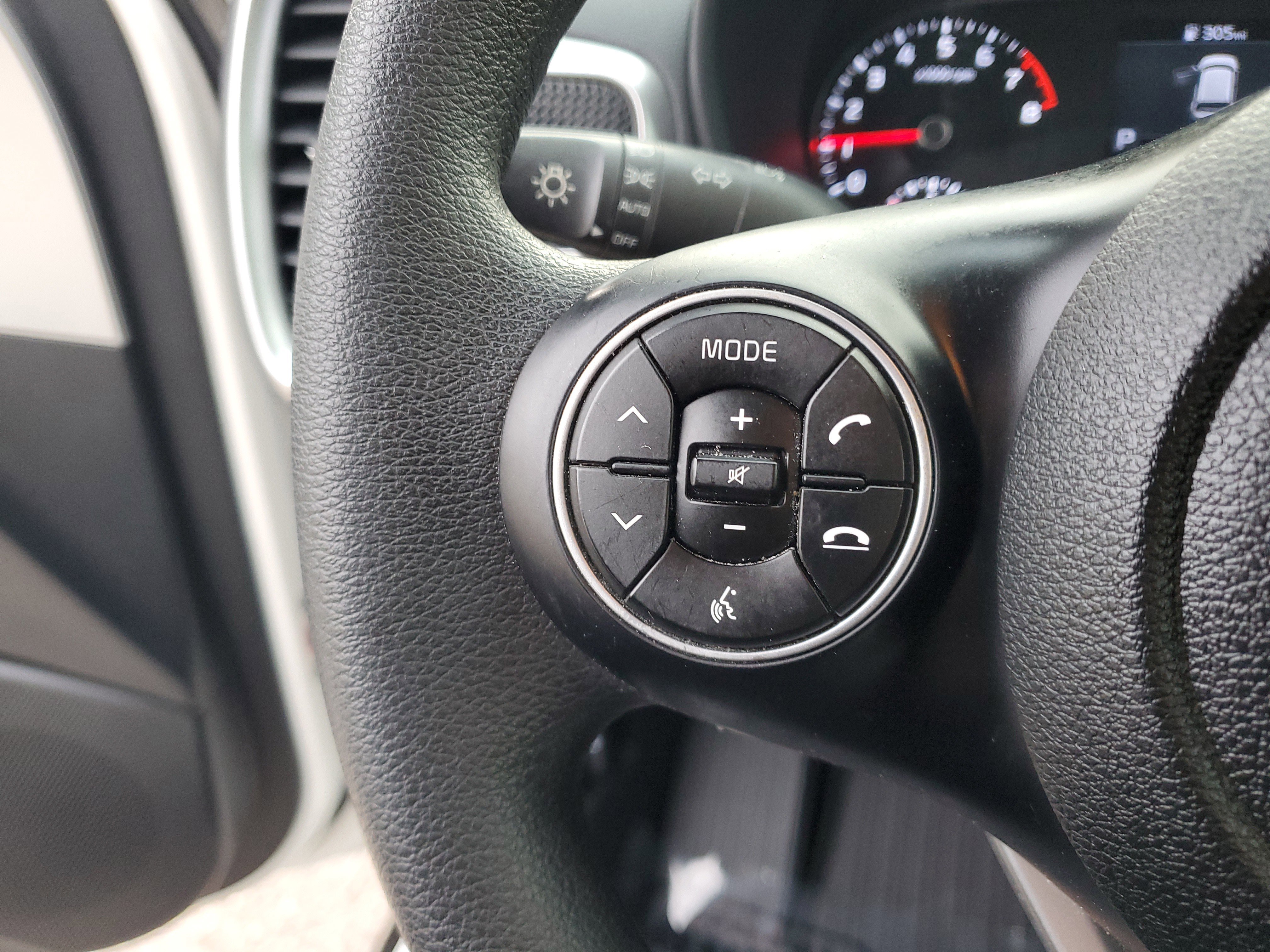 Used 2022 Kia Soul LX image 28