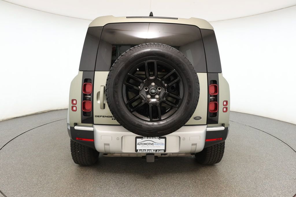 Used 2020 Land Rover Defender 110 S image 5