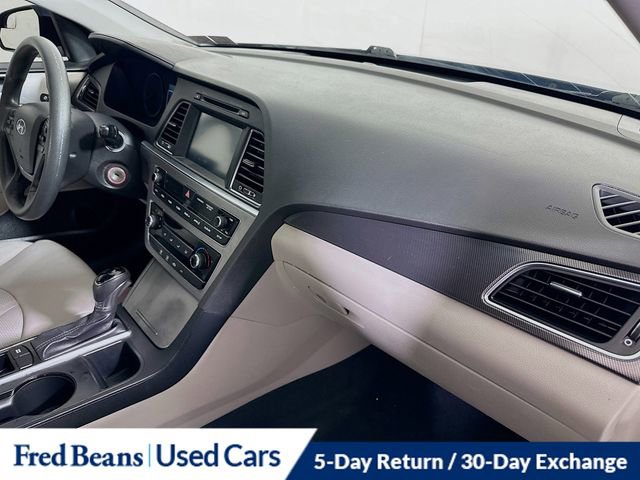 Used 2017 Hyundai Sonata Sport w/ Cargo Package image 28