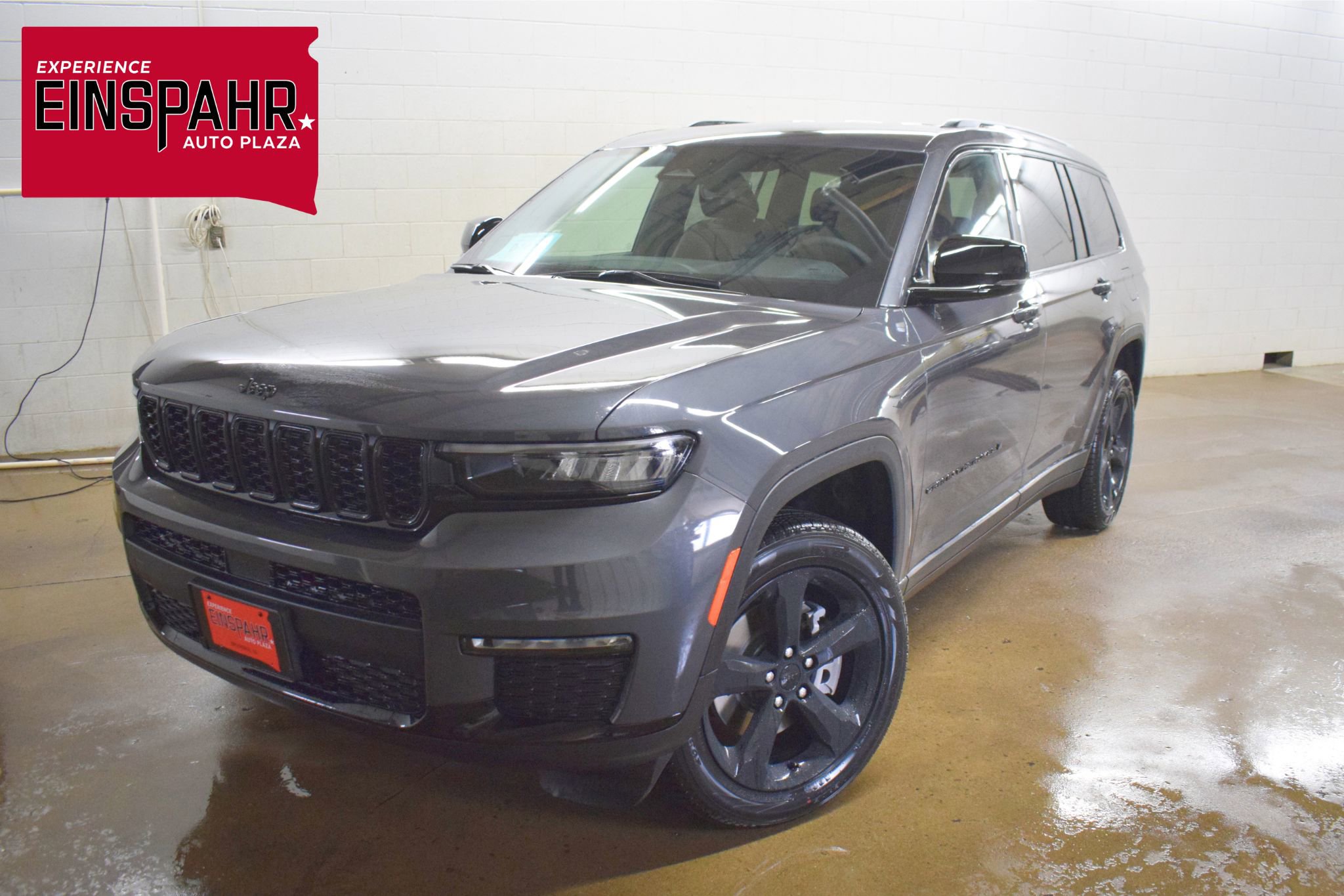 New 2025 Jeep Grand Cherokee L Limited w/ Black Appearance Package image 1