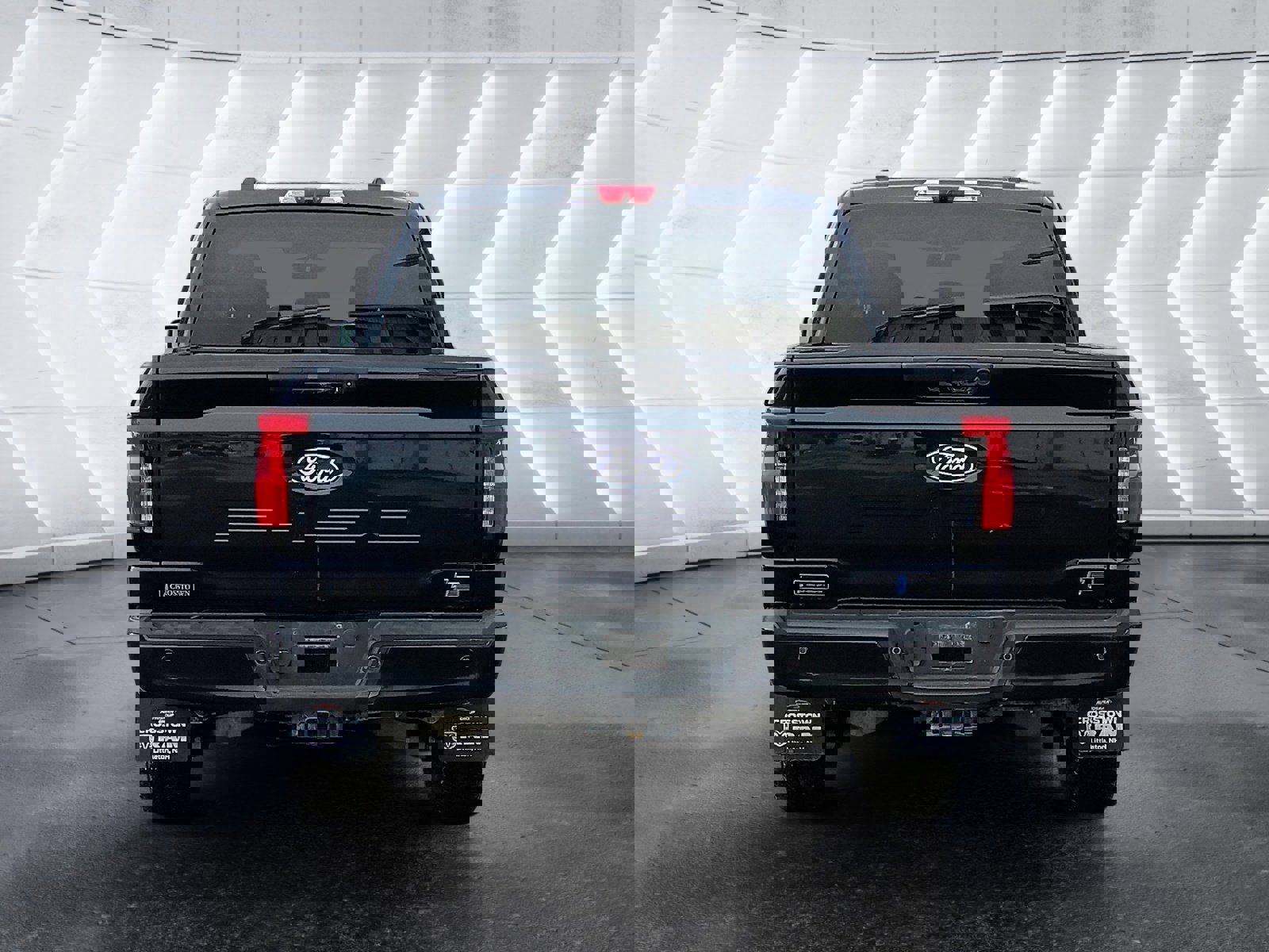 Used 2025 Ford F150 Lightning XLT image 5