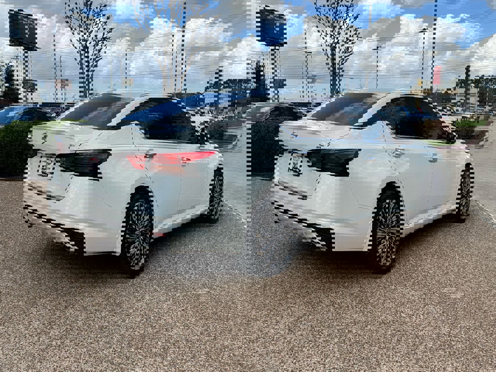 Used 2023 Nissan Altima 2.5 SL image 8