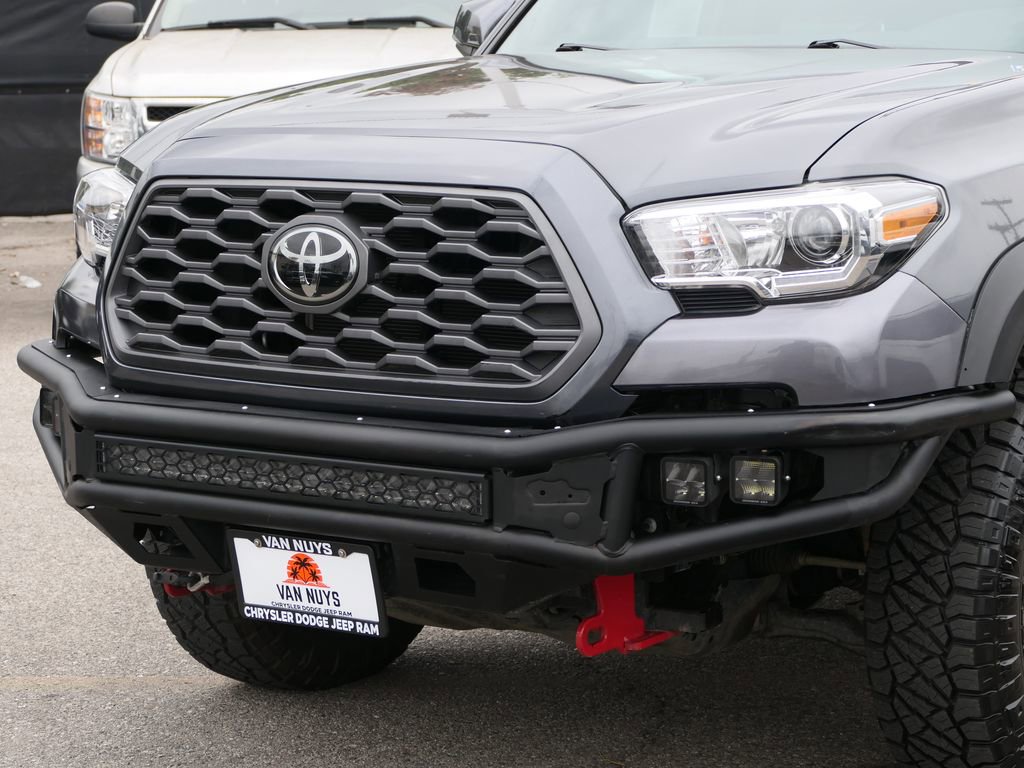 Used 2021 Toyota Tacoma TRD Off-Road w/ Technology Package image 8