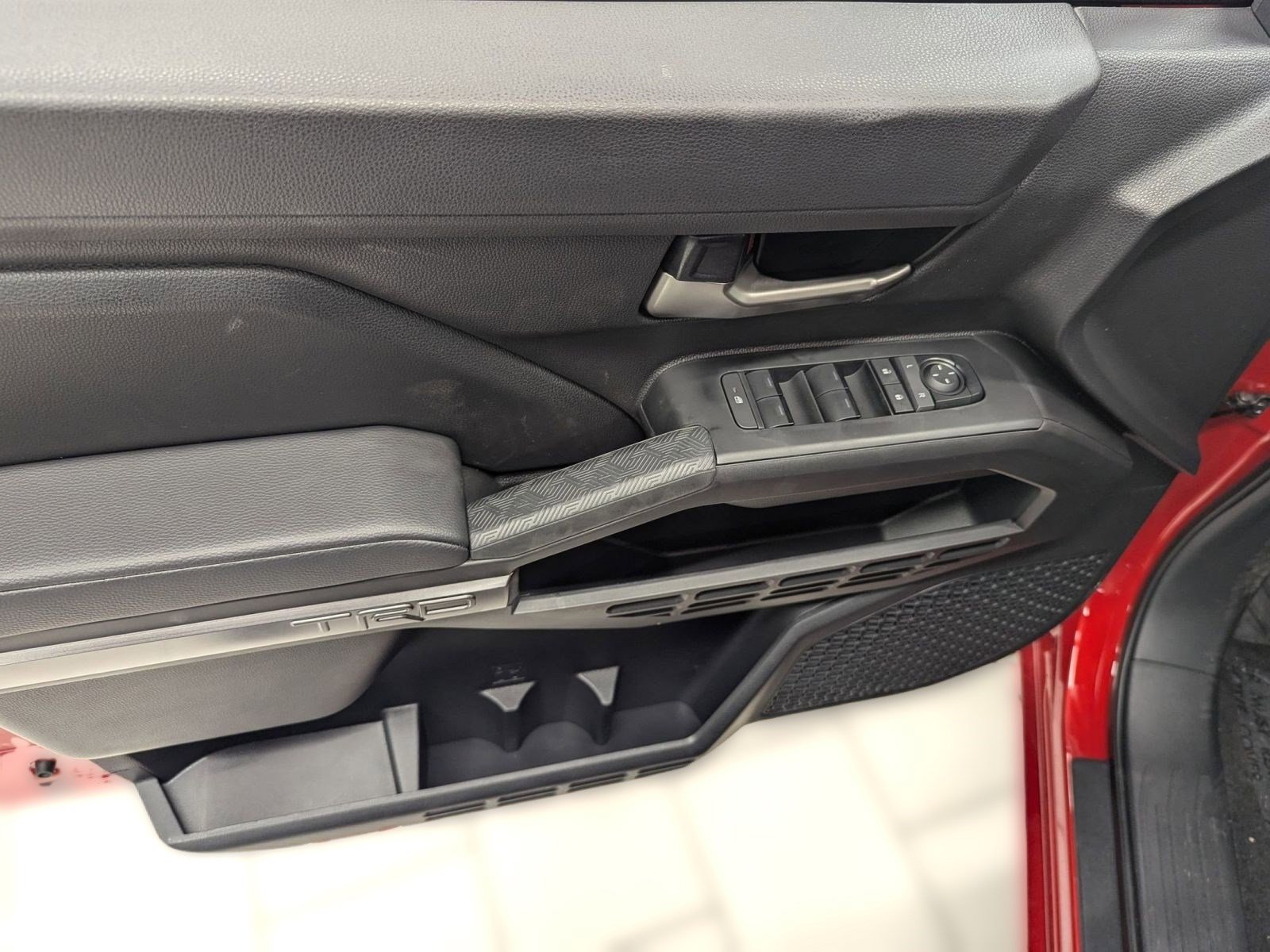 New 2025 Toyota Tacoma SR image 10