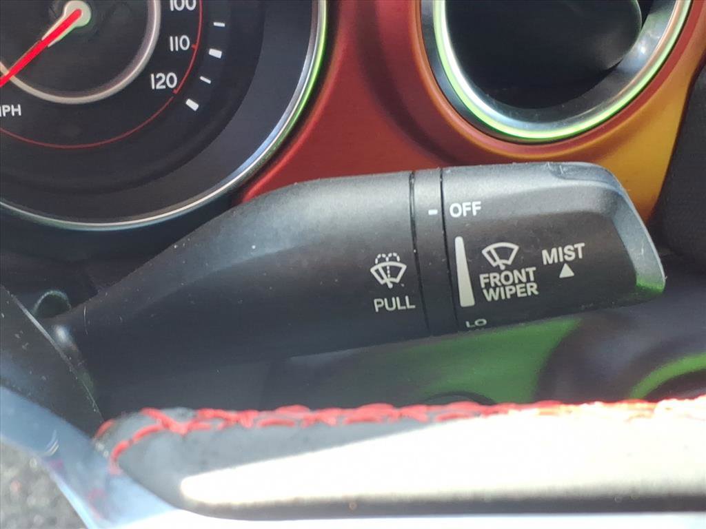 Used 2022 Jeep Wrangler Unlimited Rubicon w/ Cold Weather Group image 19