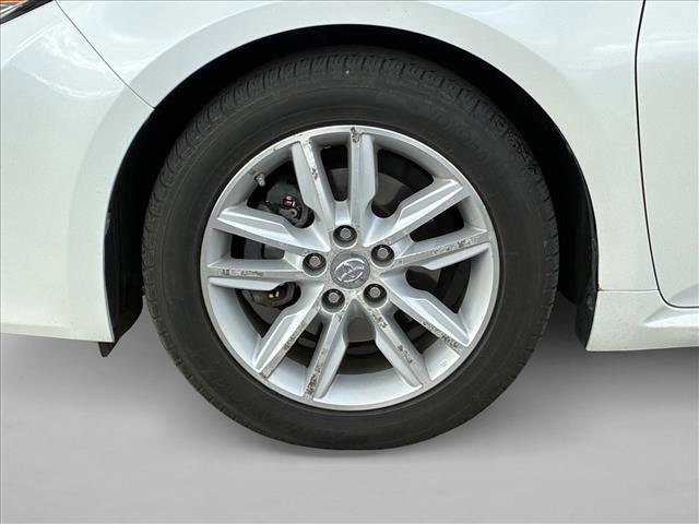 Used 2015 Toyota Avalon XLE image 9