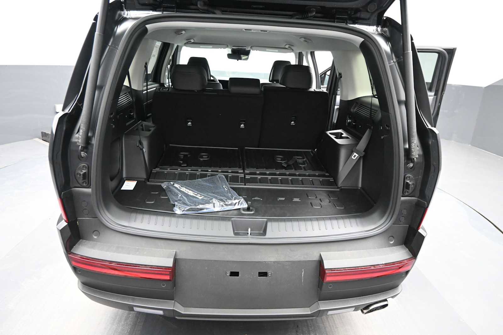 New 2026 Hyundai Santa Fe SEL AWD/4WD image 13