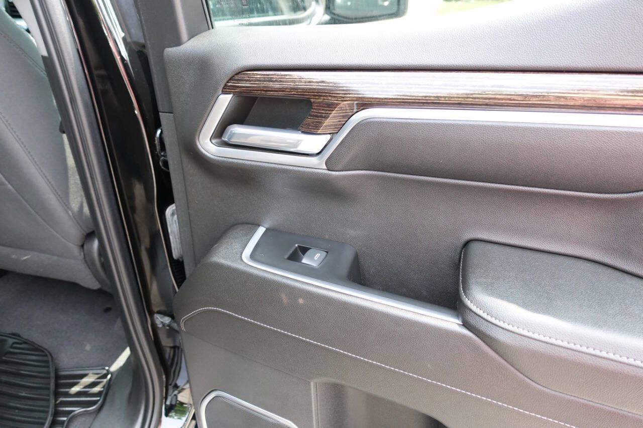 Used 2023 GMC Sierra 1500 Elevation image 28