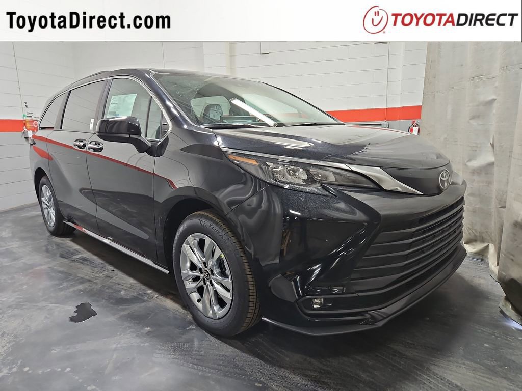 New 2026 Toyota Sienna XLE image 1