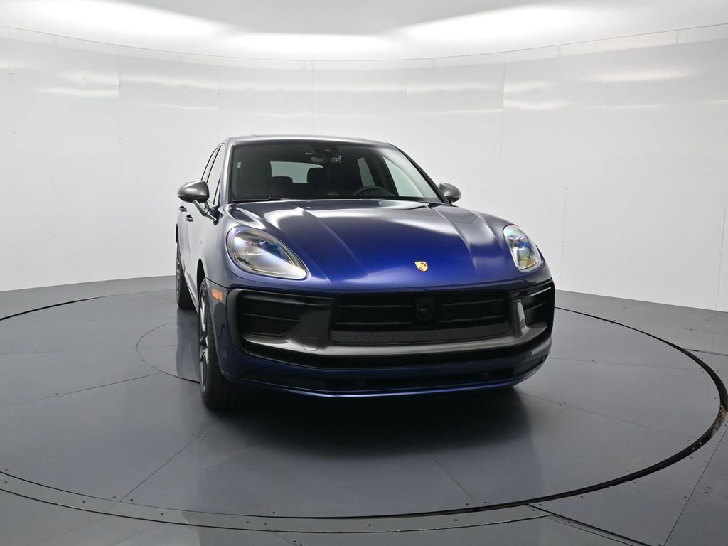 New 2026 Porsche Macan Turbo AWD/4WD image 33