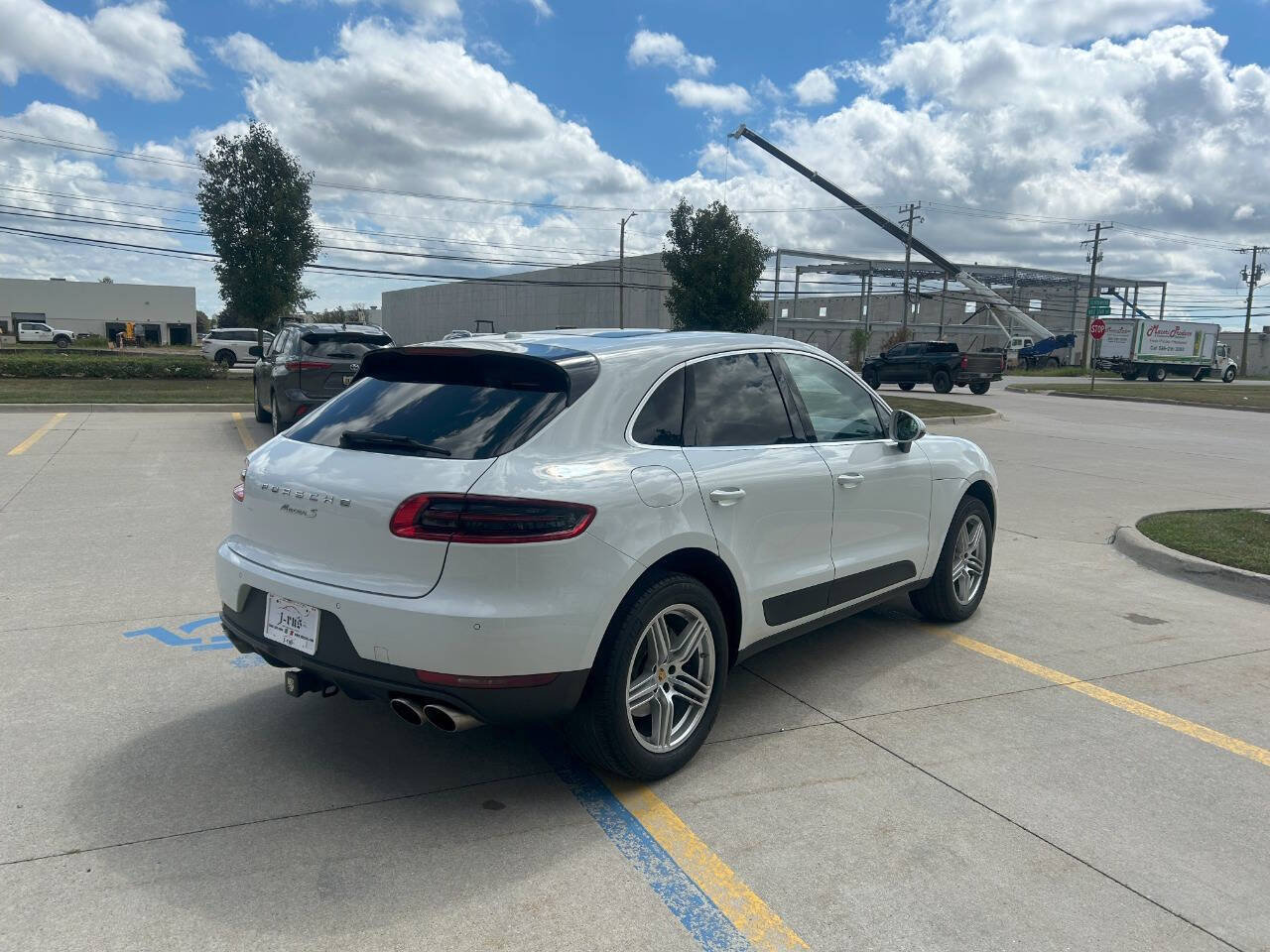 Used 2017 Porsche Macan S image 6