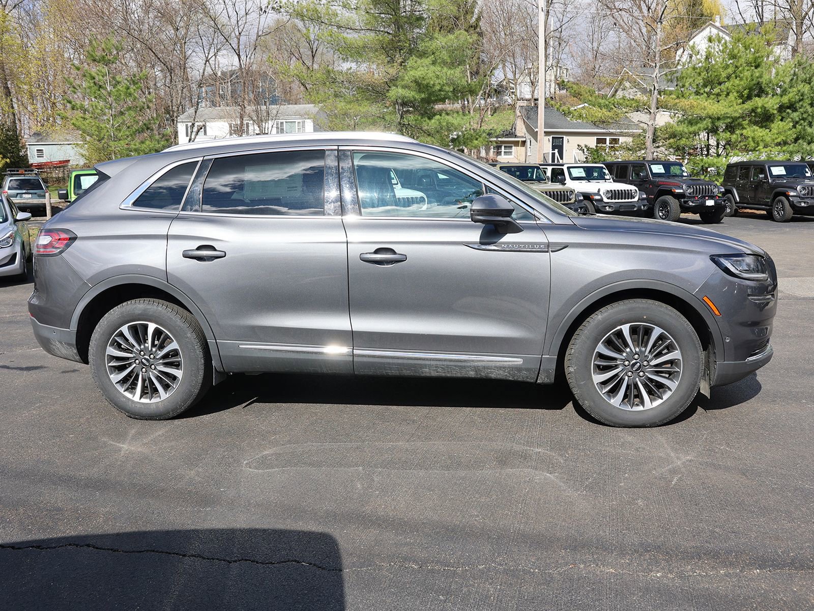 Used 2022 Lincoln Nautilus Reserve image 8