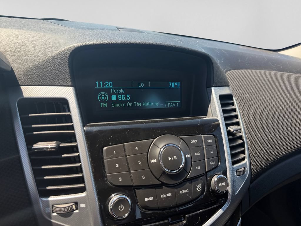 Used 2011 Chevrolet Cruze LTZ FWD image 26