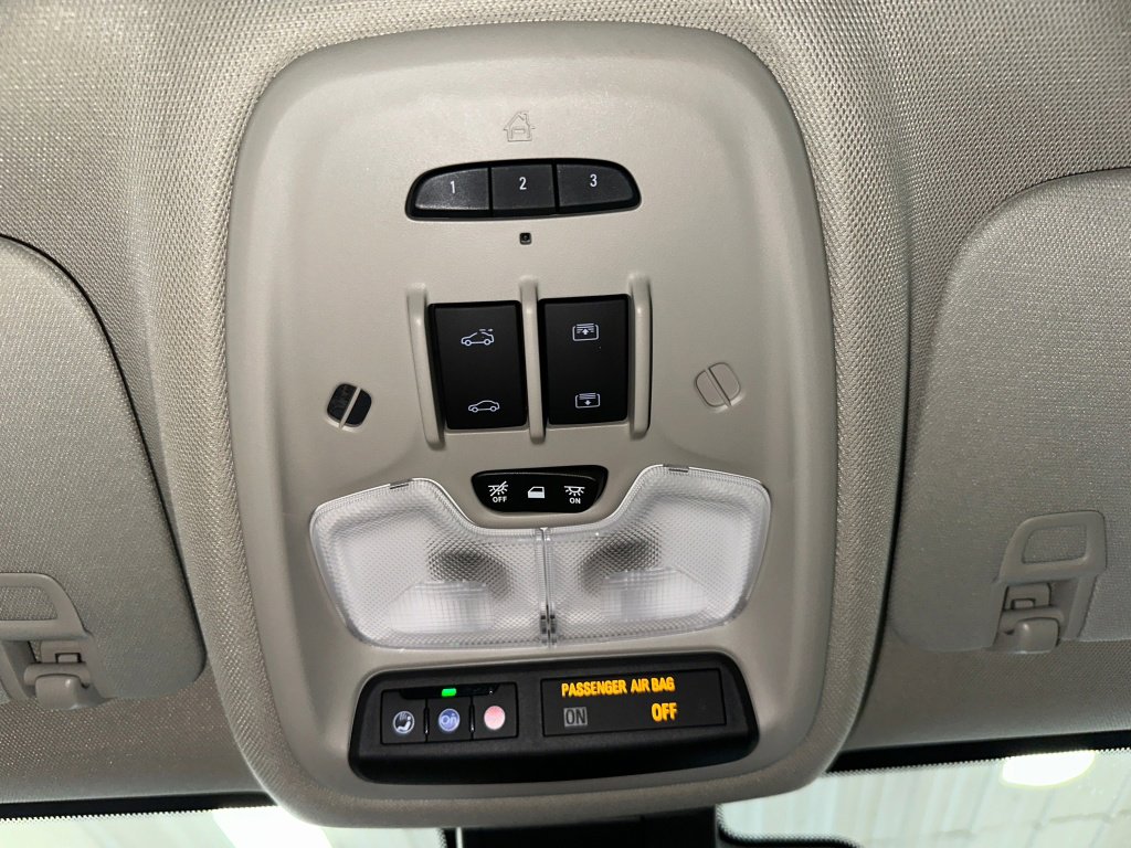 Used 2023 Buick Encore GX Essence w/ Experience Buick Package image 16