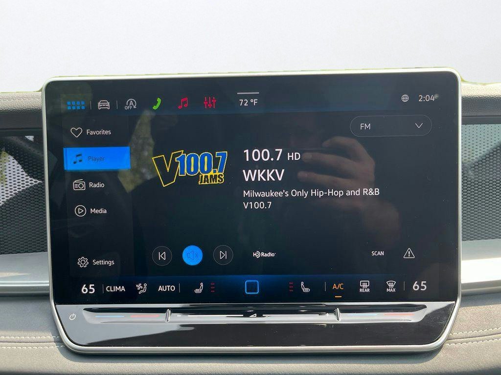 Certified 2026 Volkswagen Tiguan SE R-Line AWD/4WD image 19