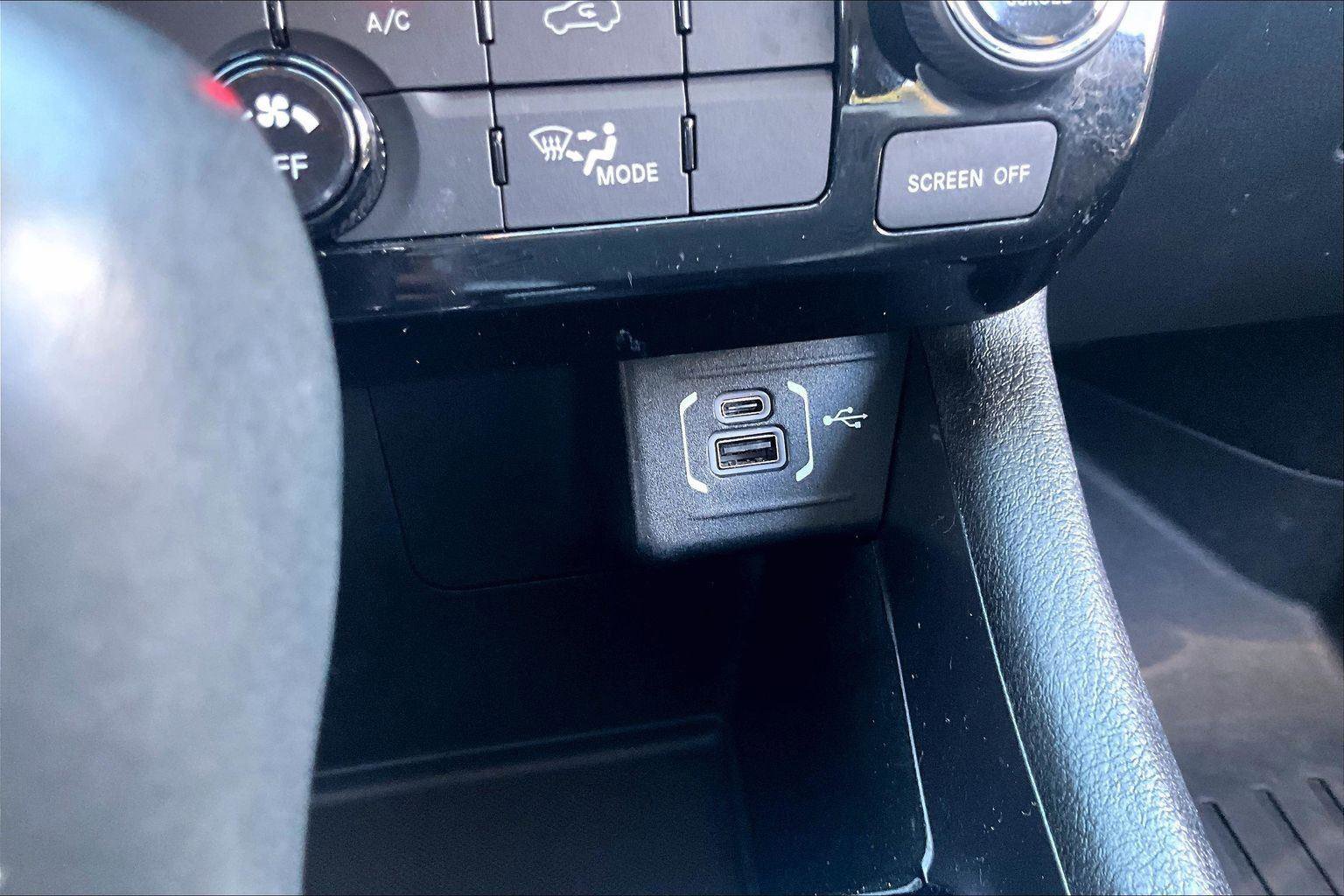 Certified 2022 Jeep Compass Latitude AWD/4WD image 31