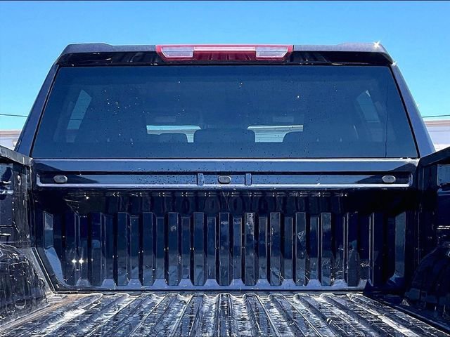 Used 2023 Chevrolet Silverado 1500 LT AWD/4WD image 28