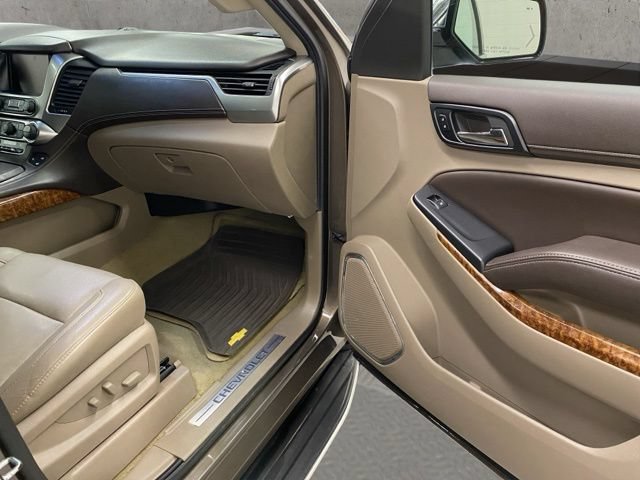 Used 2015 Chevrolet Tahoe LTZ AWD/4WD image 20
