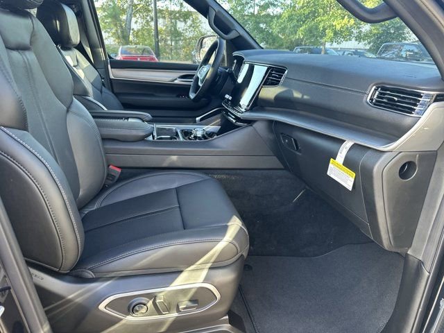 New 2025 Jeep Wagoneer Series II image 14