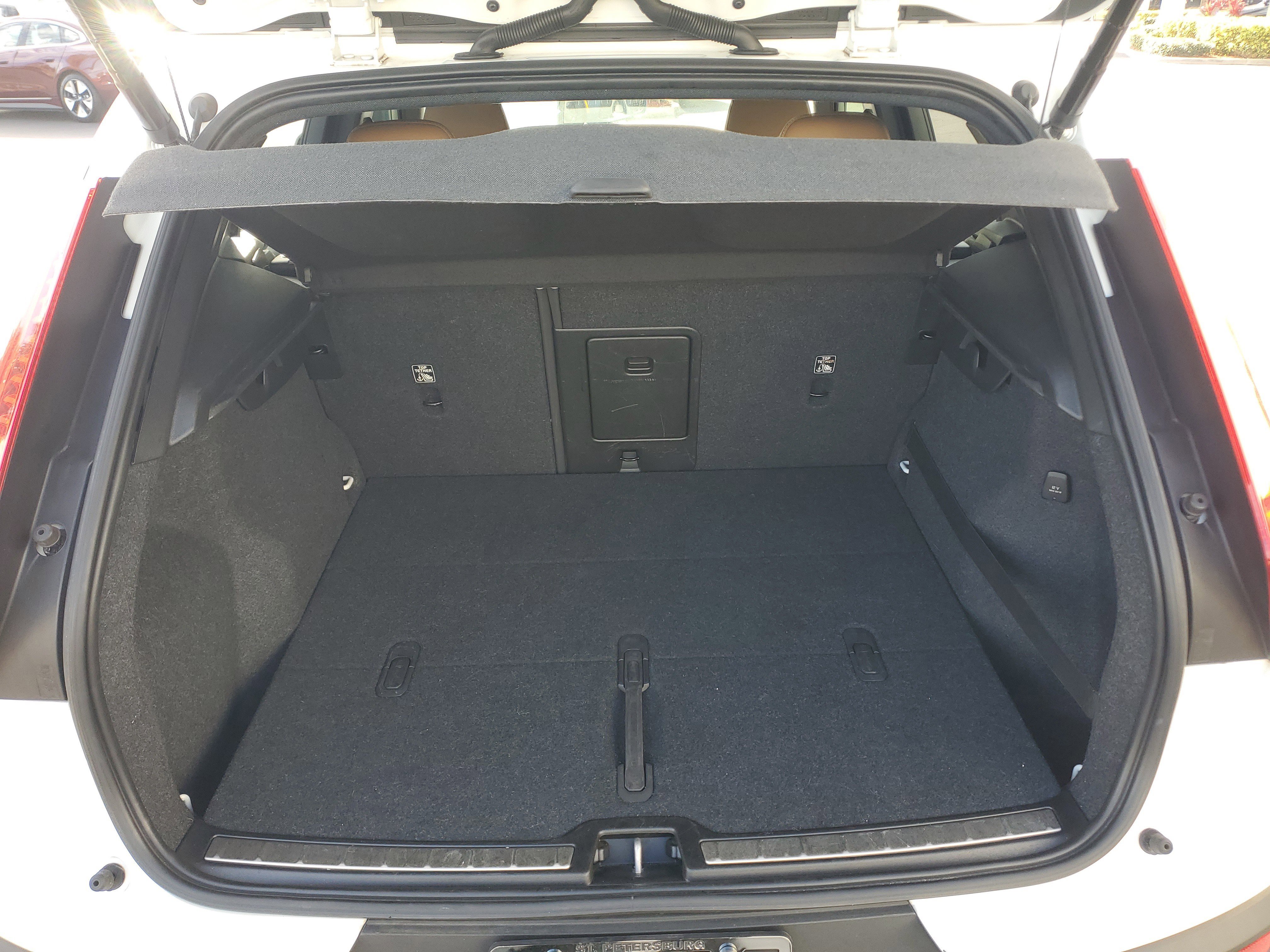 Used 2019 Volvo XC40 T5 Inscription image 8