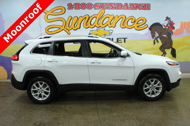 Used 2017 Jeep Cherokee Latitude w/ Comfort & Convenience Group