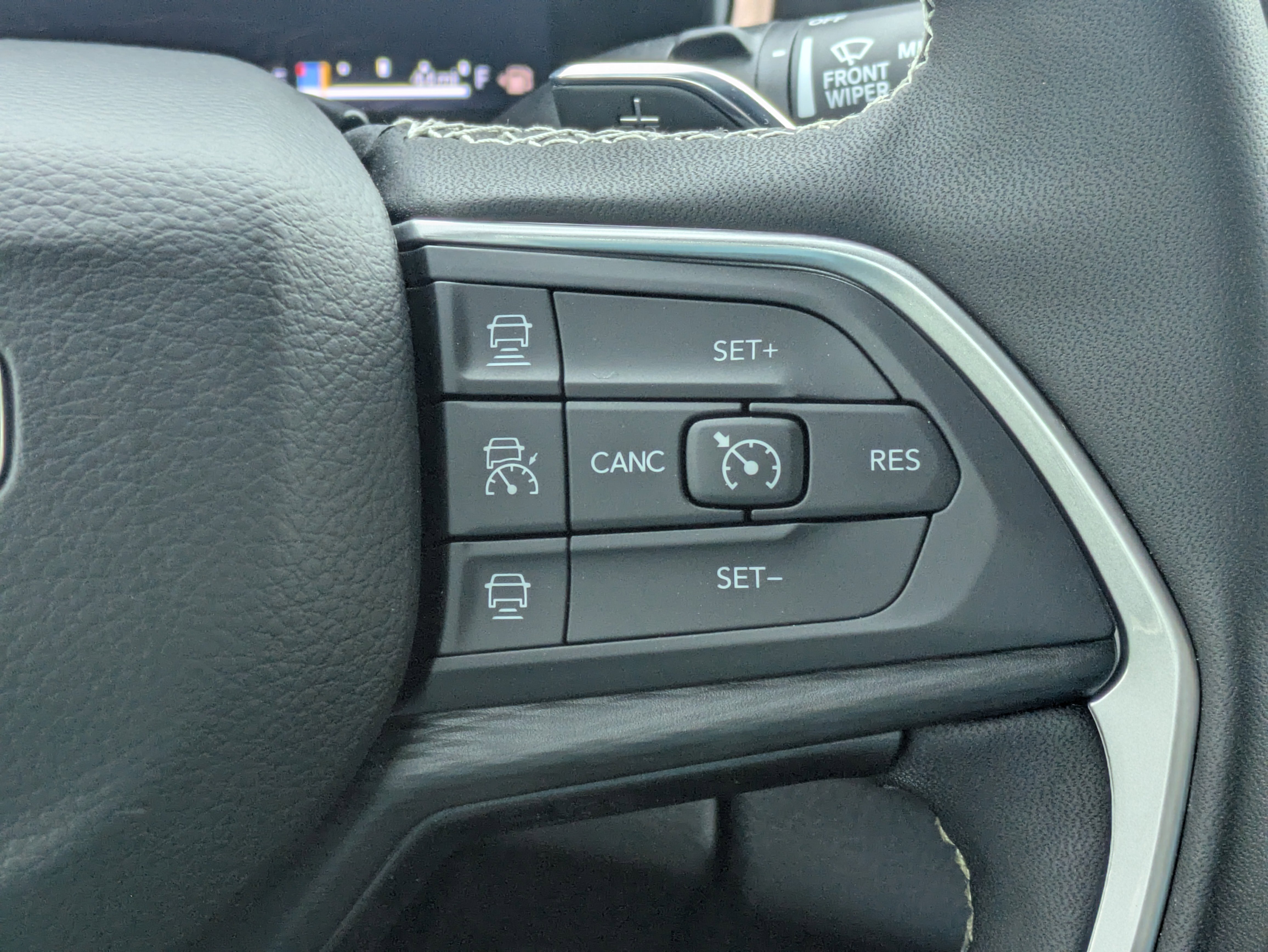 New 2026 Jeep Grand Cherokee L 4WD image 25