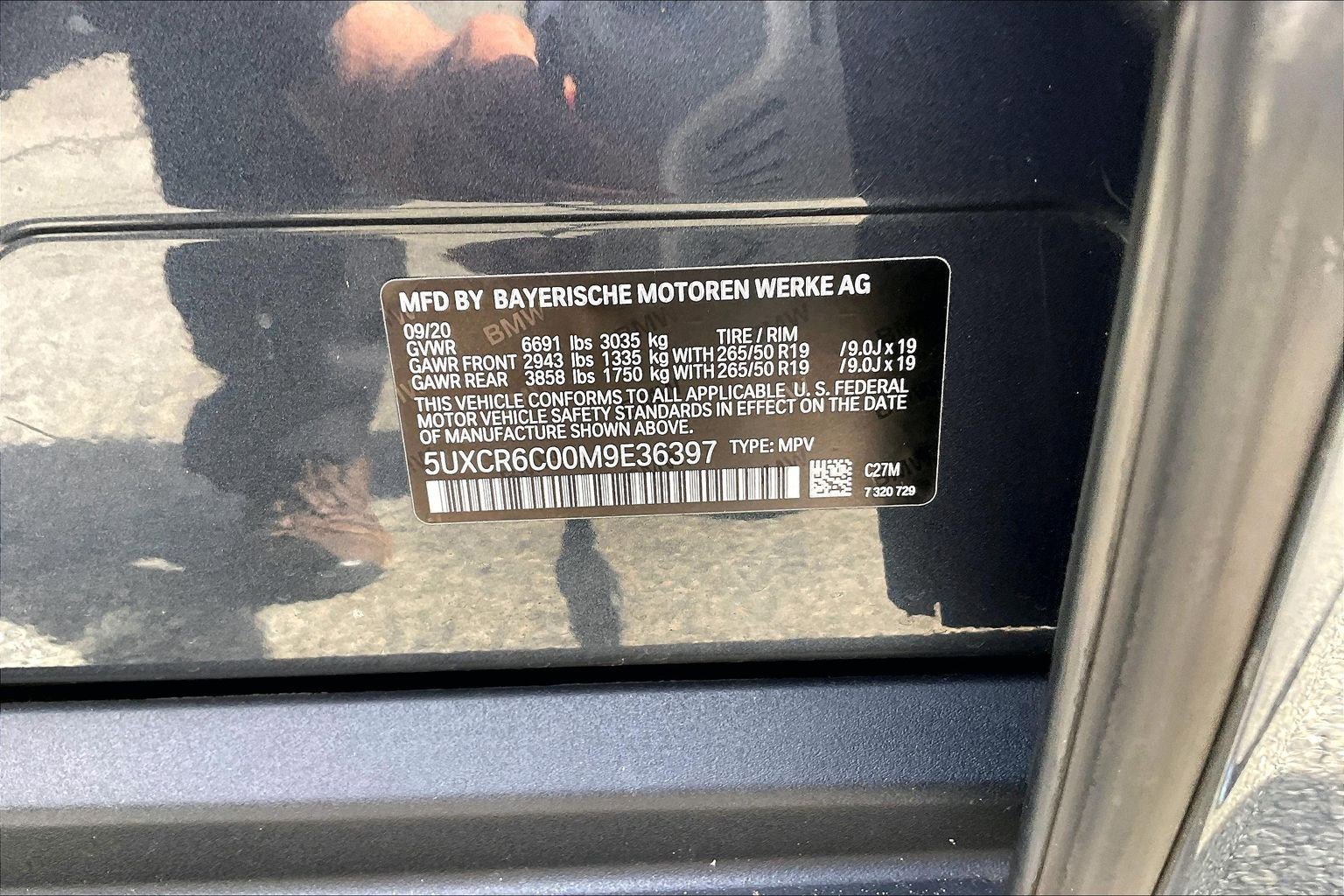 Used 2021 BMW X5 xDrive40i w/ Premium Package image 32