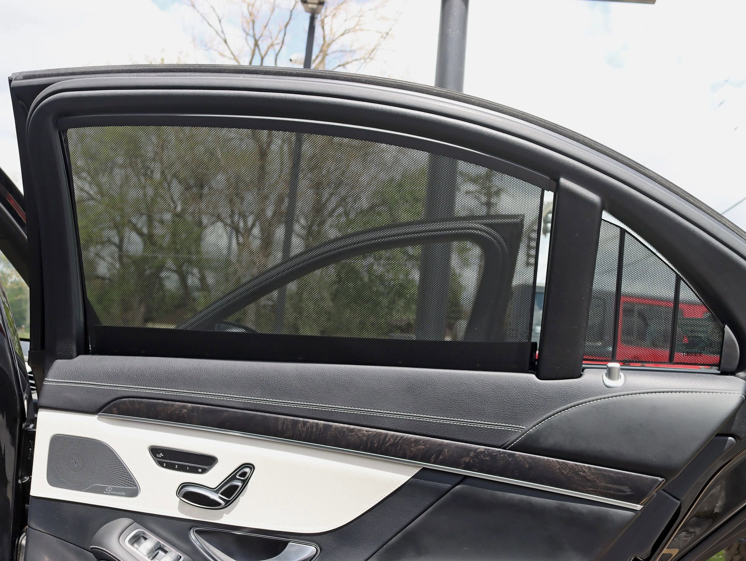 Used 2019 Mercedes-Benz S 560 Sedan image 44