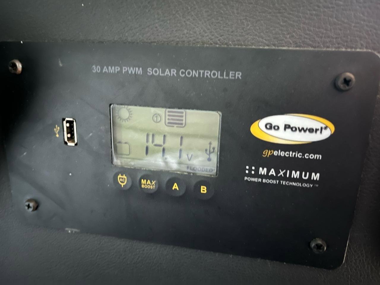 Used 2017 Ford Transit Connect XLT FWD image 21