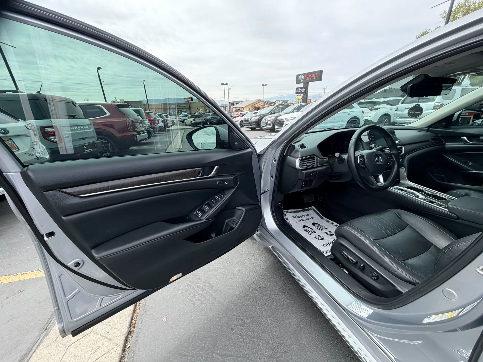 Used 2019 Honda Accord EX-L image 10
