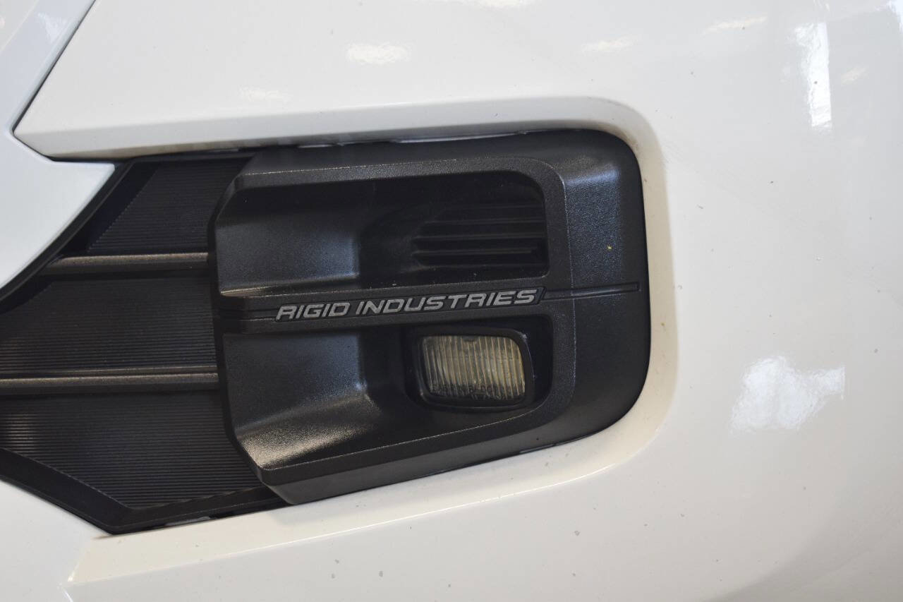Used 2017 Toyota Tacoma TRD Pro AWD/4WD image 10